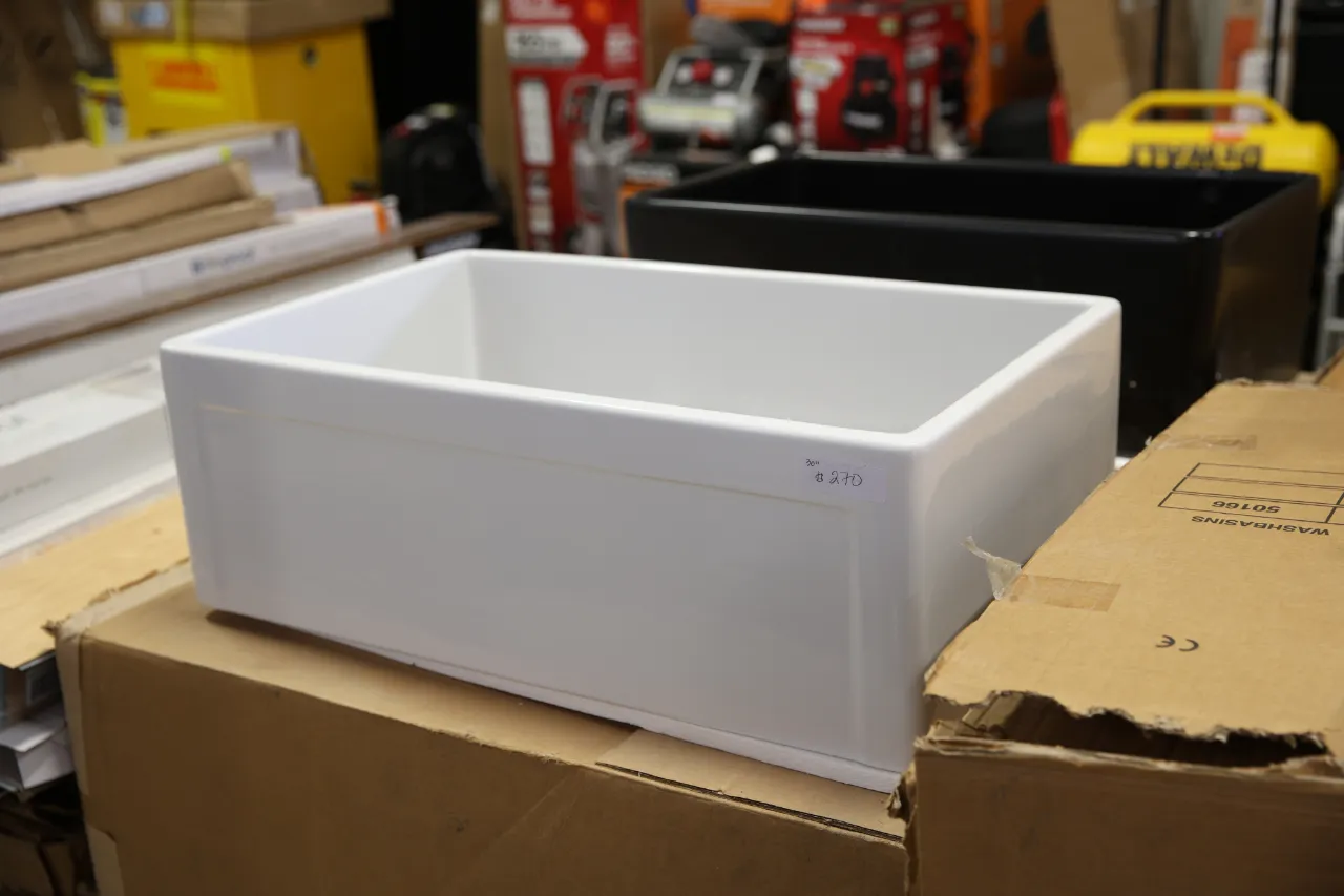 White Farmhouse Sink โ image 1