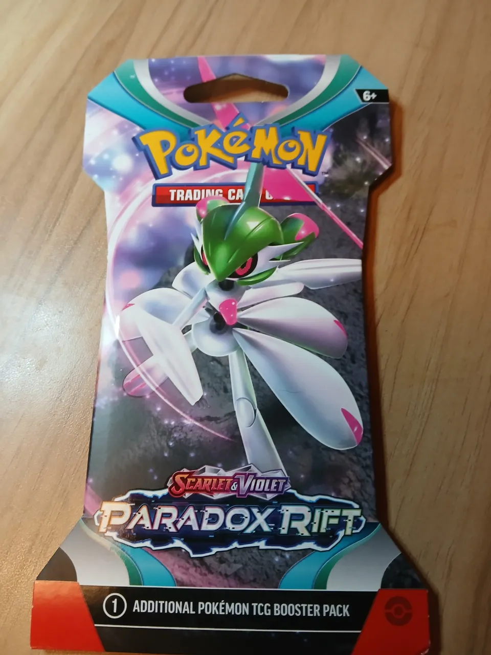 Pokémon TCG: Scarlet & Violet - Paradox Rift Single Booster Pack — image 1
